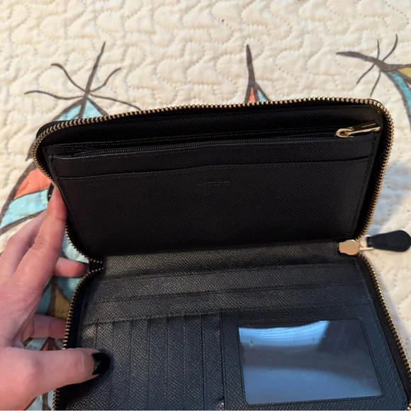 Coach Black Leather Wallet - Picture 3 of 4